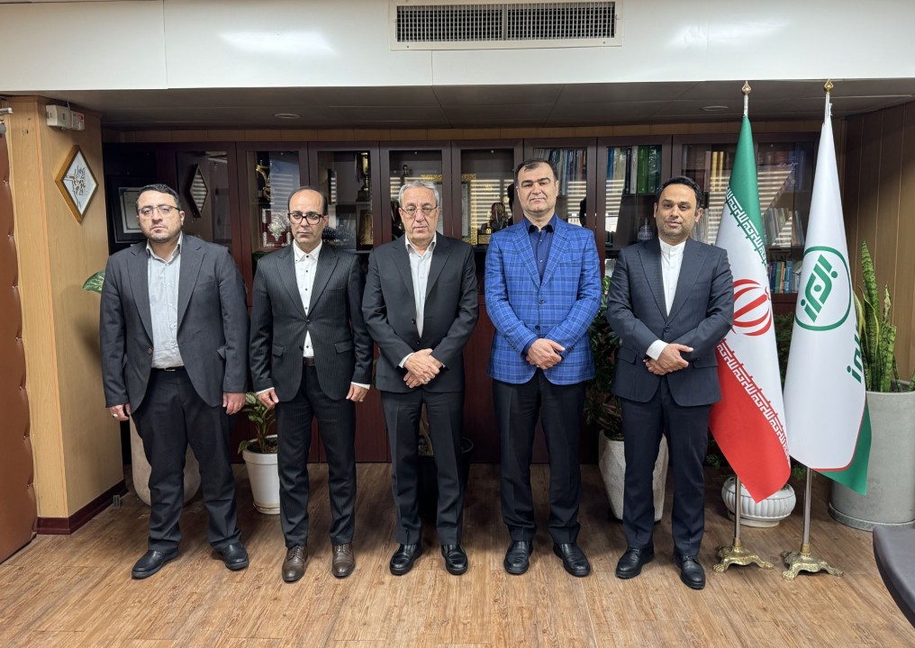 ابقای مدیرعامل بیمه البرز در نخستین جلسه هیأت مدیره جدید ابقای مدیرعامل بیمه البرز در نخستین جلسه هیأت مدیره جدید