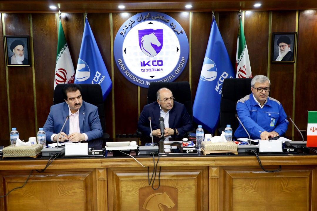 بانک رفاه کارگران آماده است از طرحهای توسعهای شرکت ایرانخودرو حمایت کند بانک رفاه کارگران آماده است از طرحهای توسعهای شرکت ایرانخودرو حمایت کند